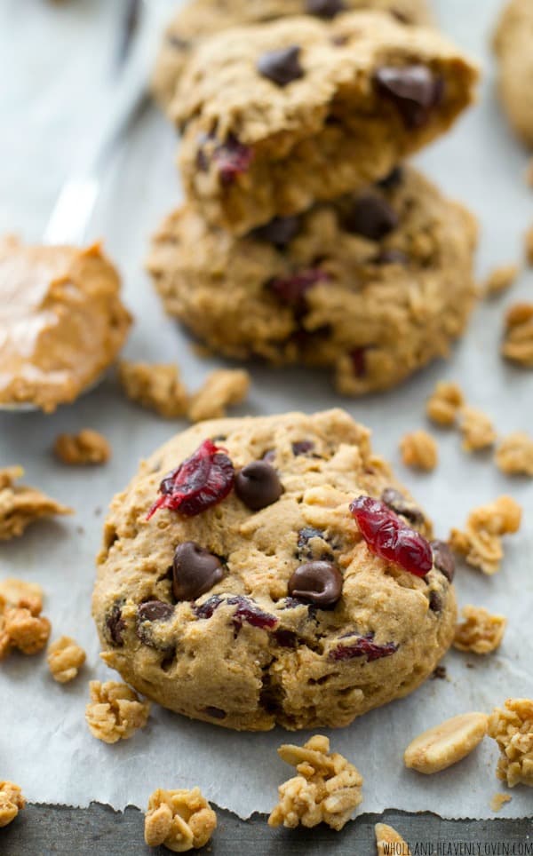 Oatmeal Chocolate Chip Macadamia Nut Cookies - Ashlee Marie - real fun with  real food