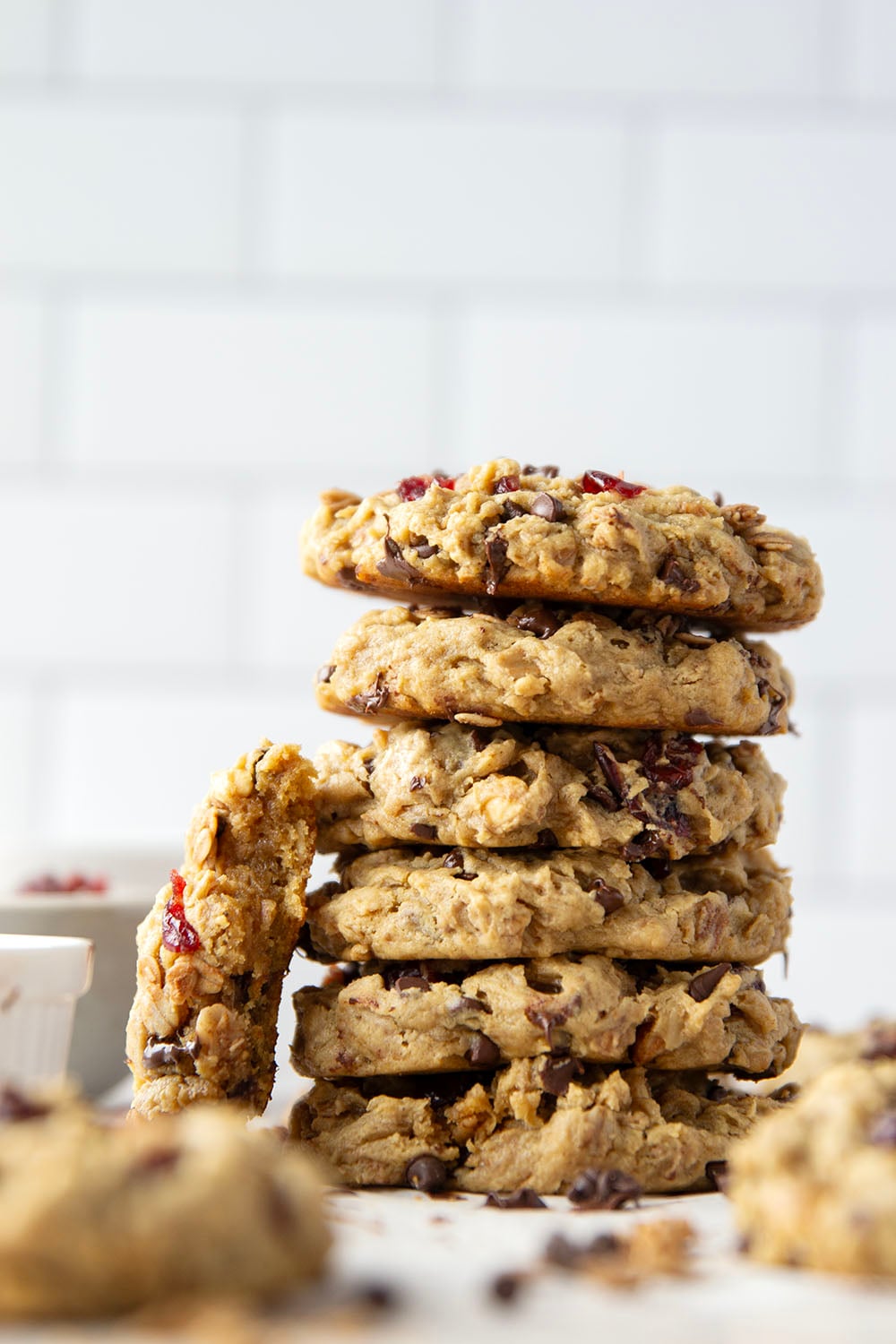 Loaded to the max with lots of creamy peanut butter, crunchy granola, and melty chocolate chips, these grab-and-go peanut butter breakfast cookies are lower in fat and the best way to start the day!