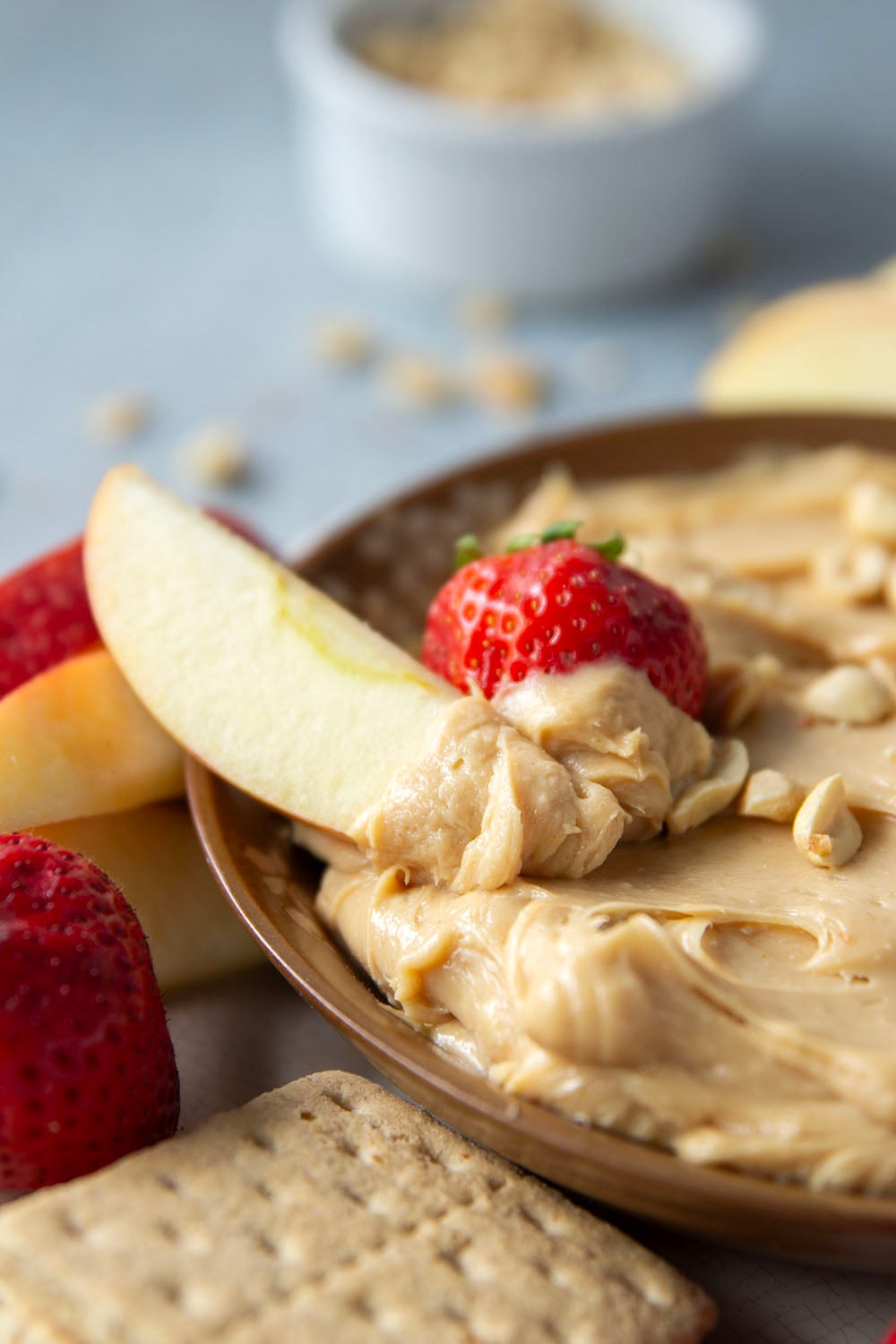 Silky in texture and unbelievably addicting, this peanut butter cheesecake dip will make any fruit fun to eat! Ready in minutes with only 5 ingredients.