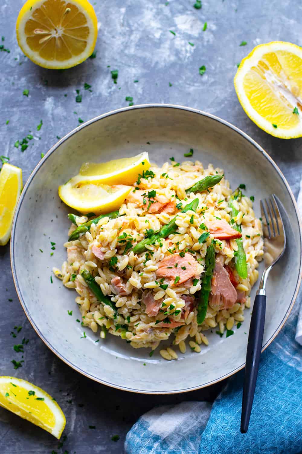 creamy-lemon-orzo-with-smoked-salmon-and-asparagus