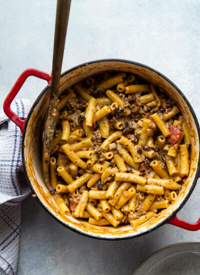 Hearty chili and rich mac 'n' cheese collide in this one pot chili mac and cheese that comes together in only 40 minutes with a handful of ingredients!