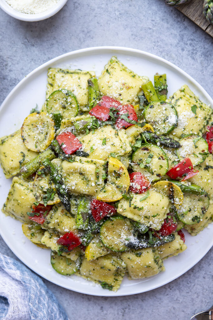 Basil Pesto Ravioli with Grilled Vegetables