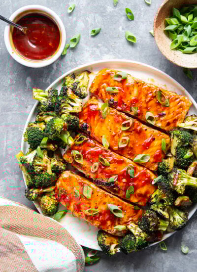 Brushed in a sweet homemade barbecue sauce and grilled alongside broccoli, this grilled BBQ salmon is ready in only 30 minutes and great served alongside steamed rice.