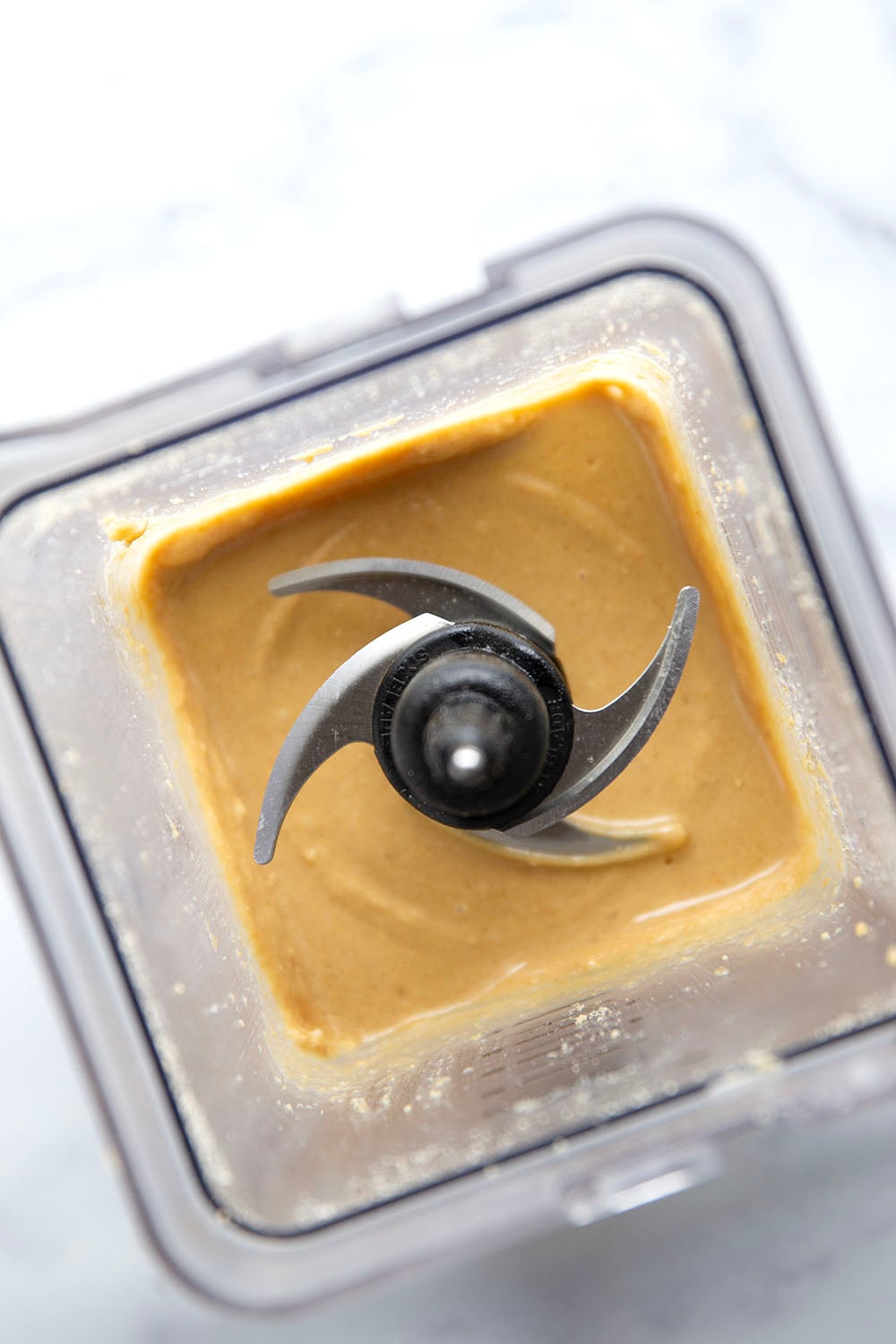 Made completely in the blender with cashews as the base, this cashew cookie dough bark is an easy and healthier holiday dessert option.