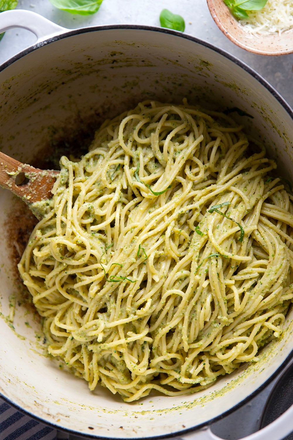 Sauteed zucchini gets blended down into a super creamy and velvety sauce along with lots of fresh basil and Parmesan cheese in this creamy zucchini pasta.